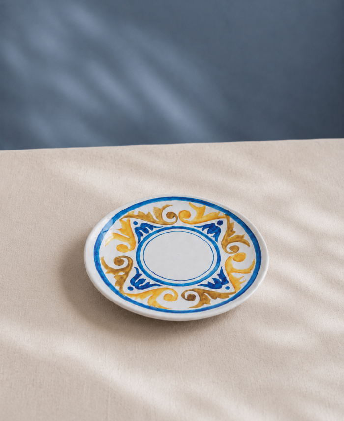 plato-postre-diseno-dorado-azul